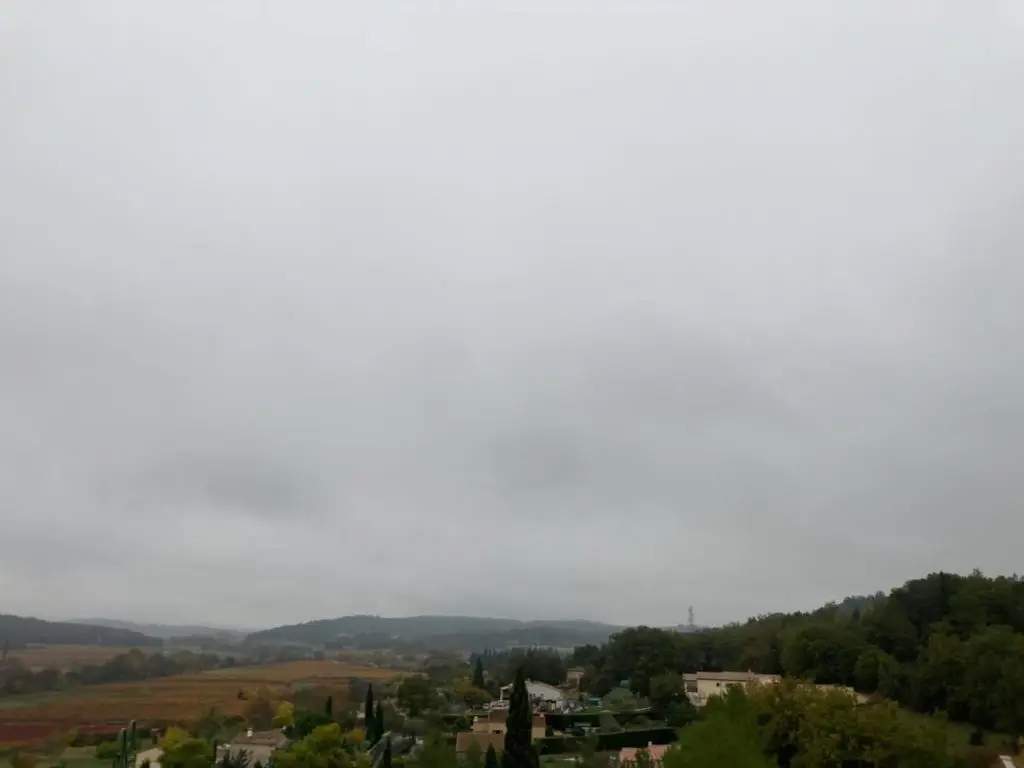 Poursuite d’un temps bien triste ce lundi