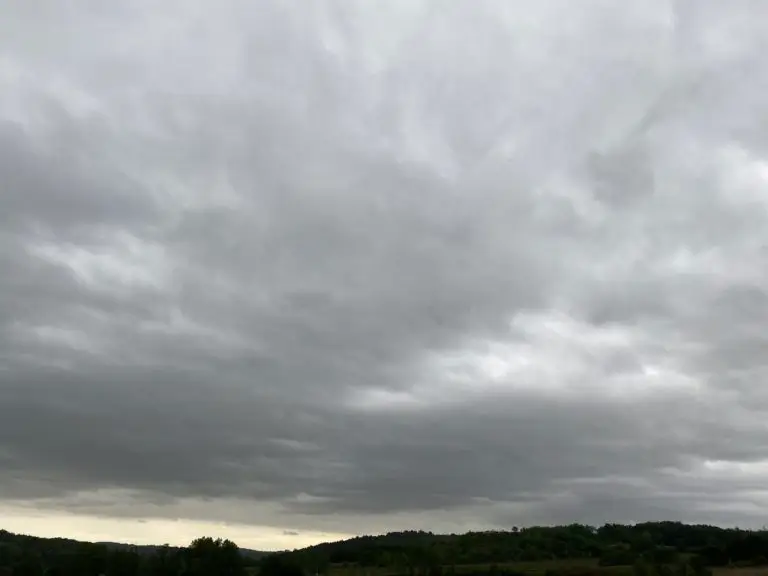 Ce soir et la nuit prochaine : petite dégradation du temps en région