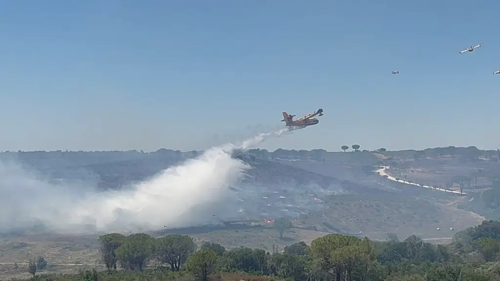 Gard : virulent incendie en cours au Sud de Nîmes