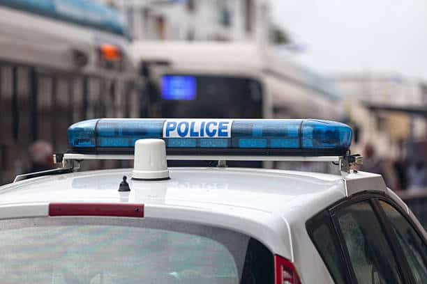 Nîmes : le forcené qui était retranché chez lui vient de se rendre aux policiers du RAID