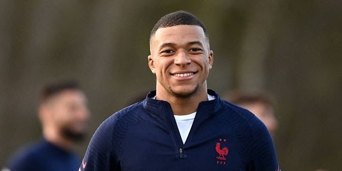 Nîmes : le champion du monde de football Kyllian Mbappé est dans les Arènes ce mercredi