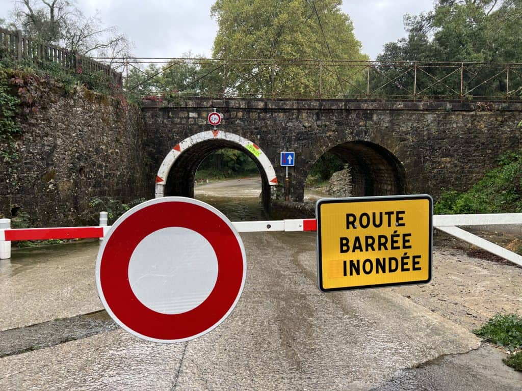 Gard : il est tombé près de 100 mm la nuit dernière, quelques routes inondées ce matin