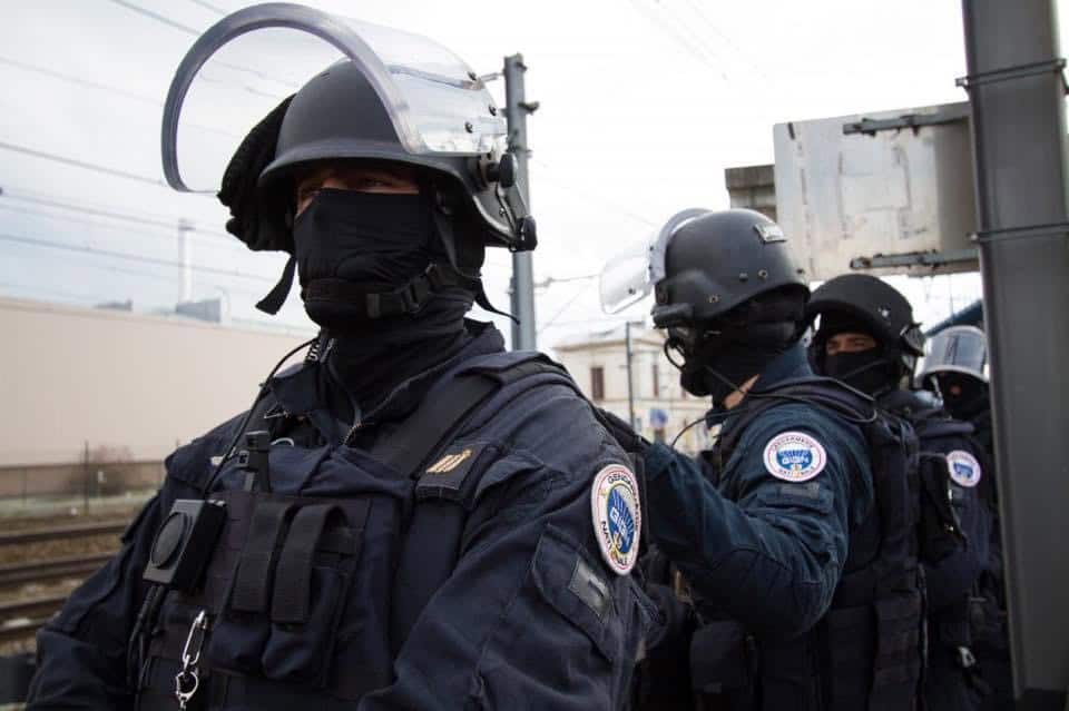 Gard : un homme interpellé par le GIGN, sa maison piégée par des explosifs