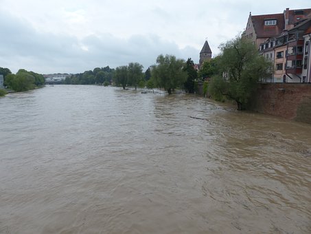 Météo : un épisode méditerranéen attendu entre lundi et mercredi dans l’Hérault et le Gard