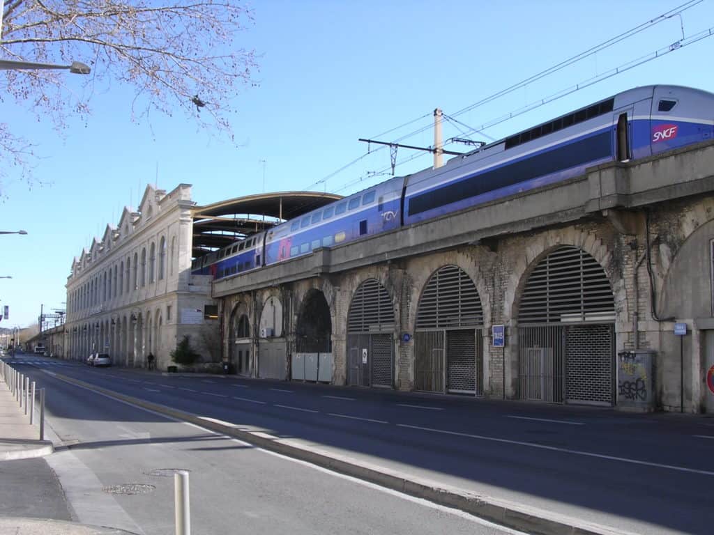 Ce dimanche : une personne heurtée par un train à proximité de la gare de Nîmes Centre