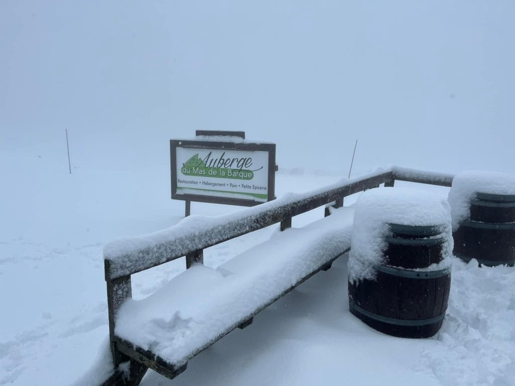 Lozère : les images du Mas de la Barque sous 20 cm de neige