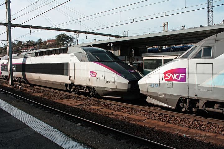 Nîmes : les démineurs ont fait explosé les bagages, la gare réouverte au public