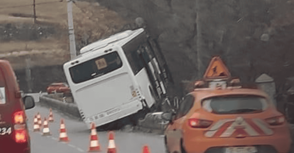 Accident de bus dans les Pyrénées-Orientales : 4 blessés légers