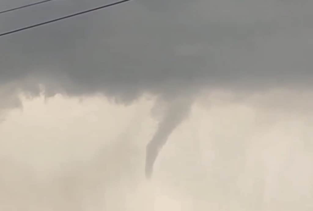 Météo : tuba (début de tornade) et grêle sous les orages en Occitanie