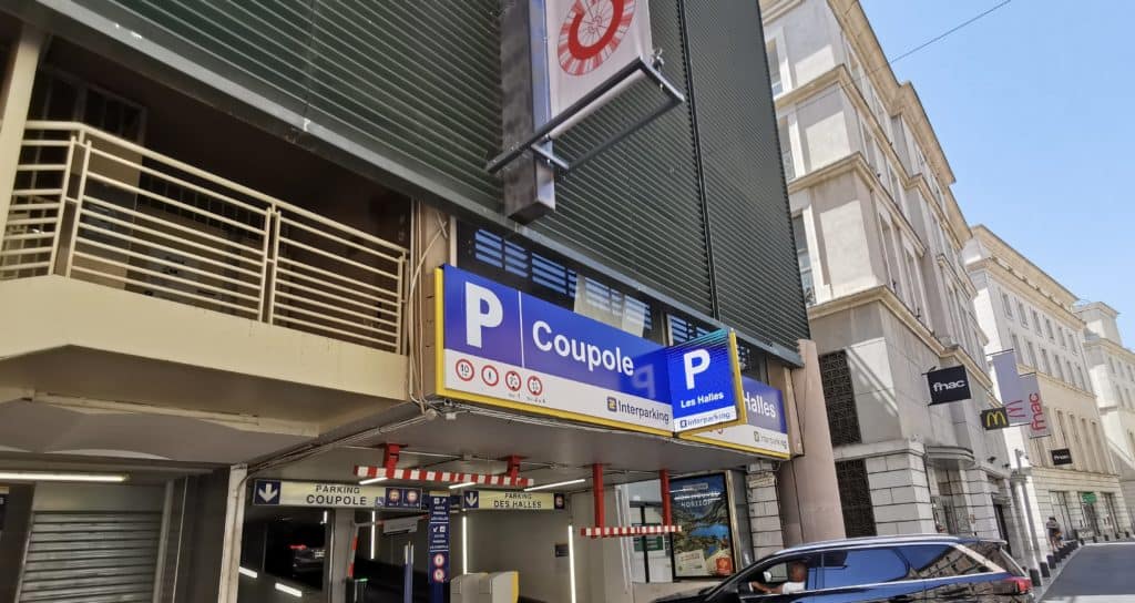 Nîmes : suite à la fermeture du parking de la Coupole, la ligne T1 du trambus sera gratuit samedi