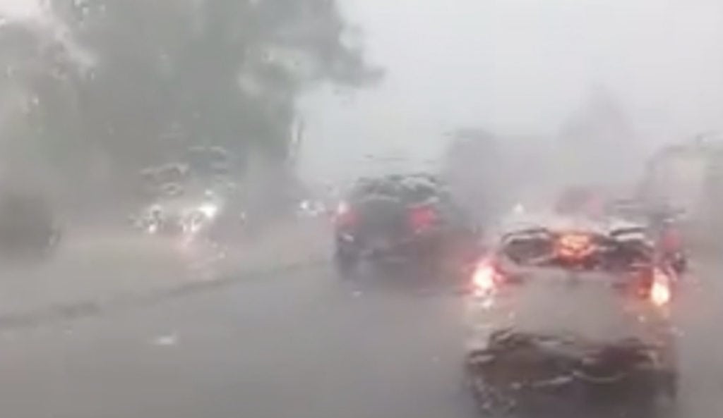 Gard : les images impressionnantes de l’orage de grêle à Nîmes ce mercredi