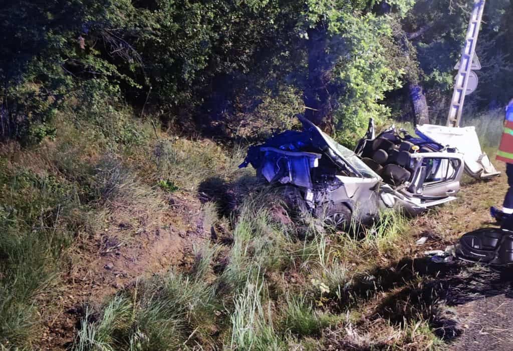Gard : un jeune homme de 23 ans se tue en voiture la nuit dernière à Salindres