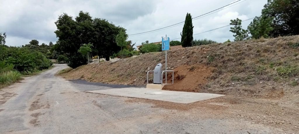 Gard : une borne monétique de puisage en eau installée dans le territoire de Nîmes-Métropole