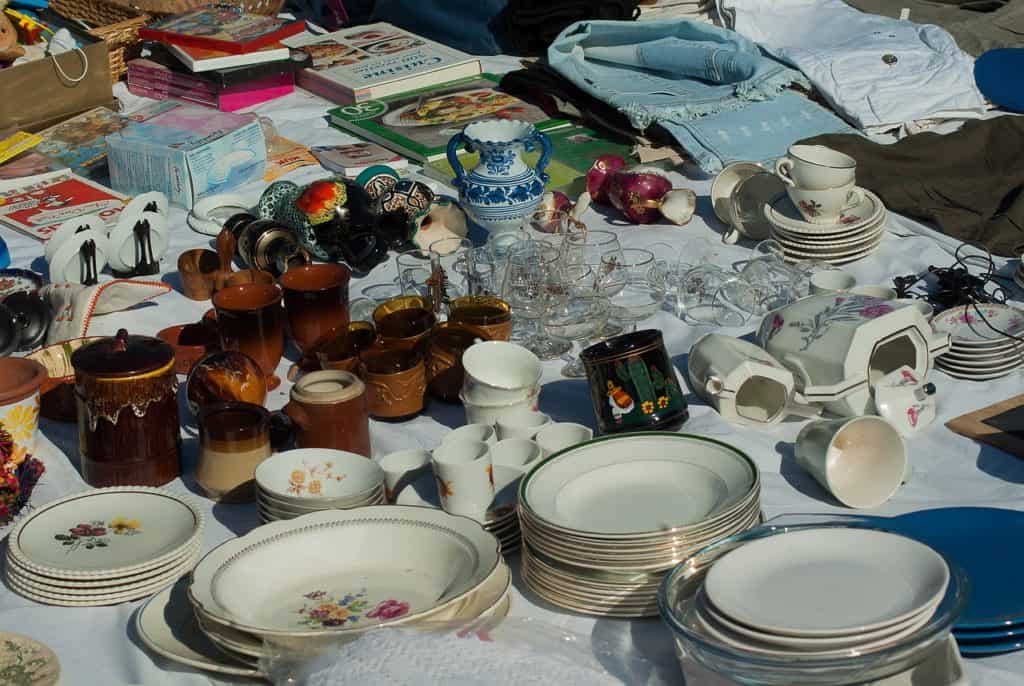 Montpellier : Les Dimanches du Peyrou pour les amoureux de brocantes