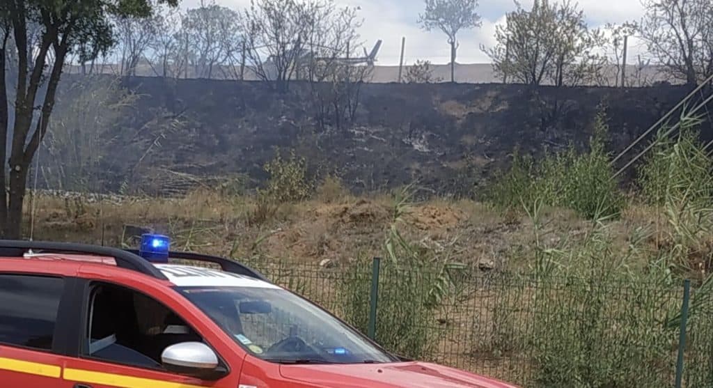 Hérault : un feu de végétation se déclare le long d’une ligne SNCF
