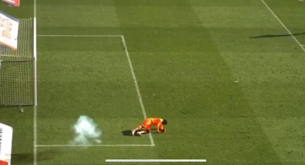 MHSC. Ligue 1: le match arrêté définitivement après l’explosion d’un pétard près du gardien de Clermont