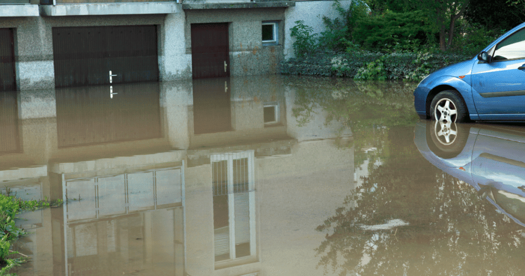 Météo : 4 départements en vigilance orange pour pluie et inondation