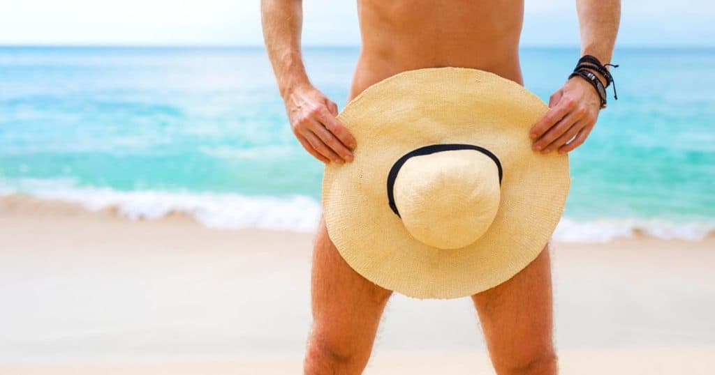 Cap d’Agde : retour du traditionnel dernier bain de l’année au village naturiste