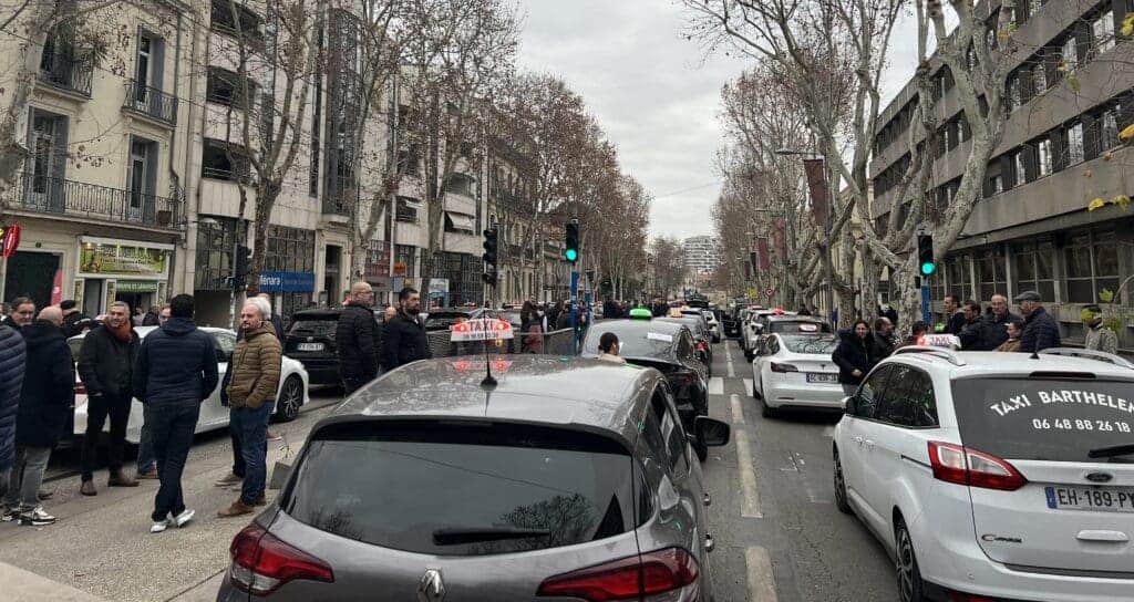Occitanie : suivez les manifestations des taxis et agriculteurs en direct ce lundi