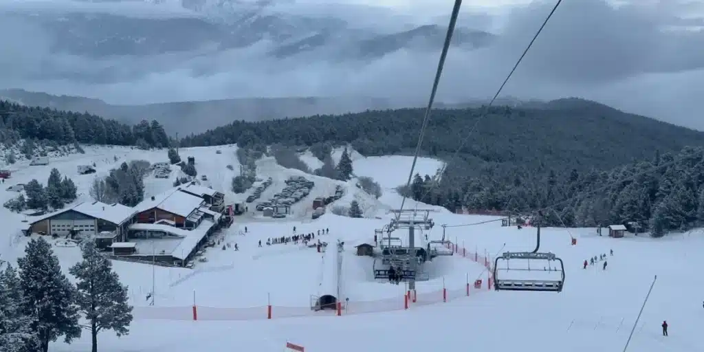 Occitanie : un skieur décède après avoir percuté un arbre
