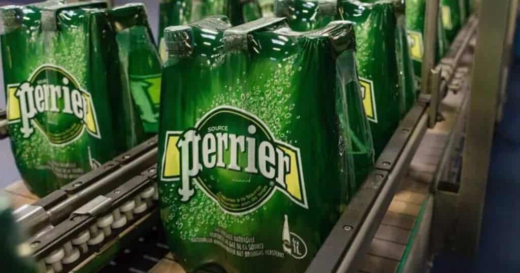 Santé : des traitements interdits utilisés sur des eaux minérales de Nestlé, dont Perrier