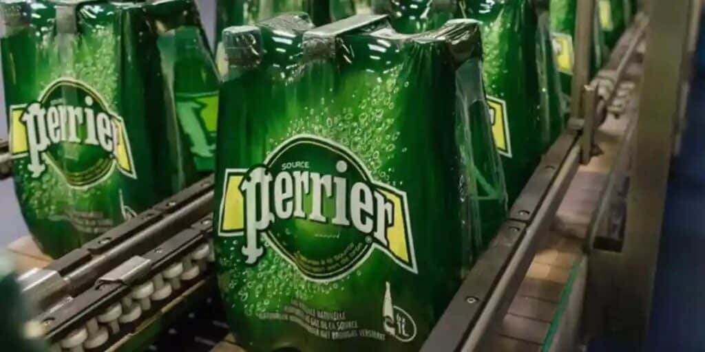 Traitements interdits sur des eaux minérales, dont Perrier : Foodwatch attaque Nestlé en justice