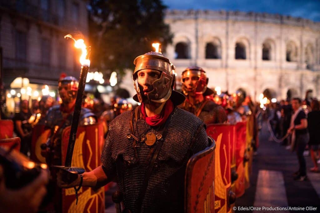 Nîmes : un grand défilé nocturne à l’occasion des Journées romaines
