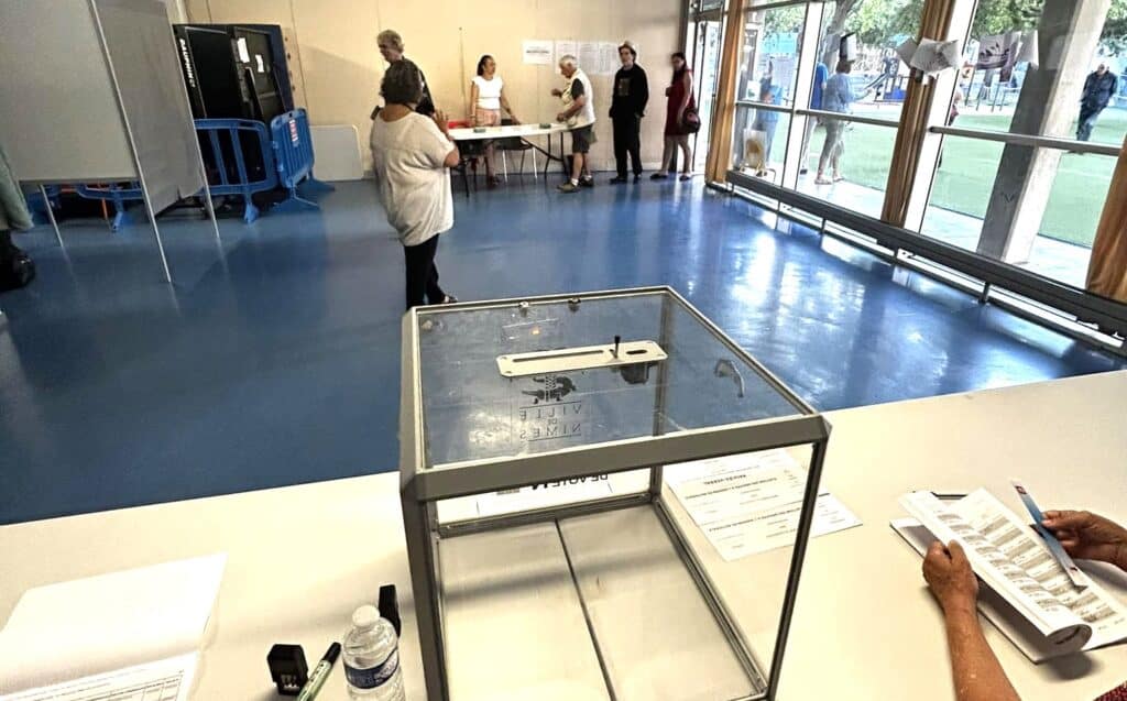 Municipales : faut-il ouvrir le droit de vote aux étrangers hors-UE ?