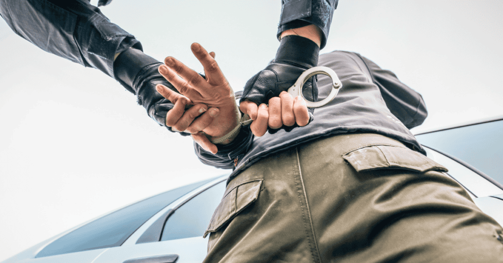 Haute-Garonne : 10 kg de drogue et des armes découverts dans une voiture à Toulouse