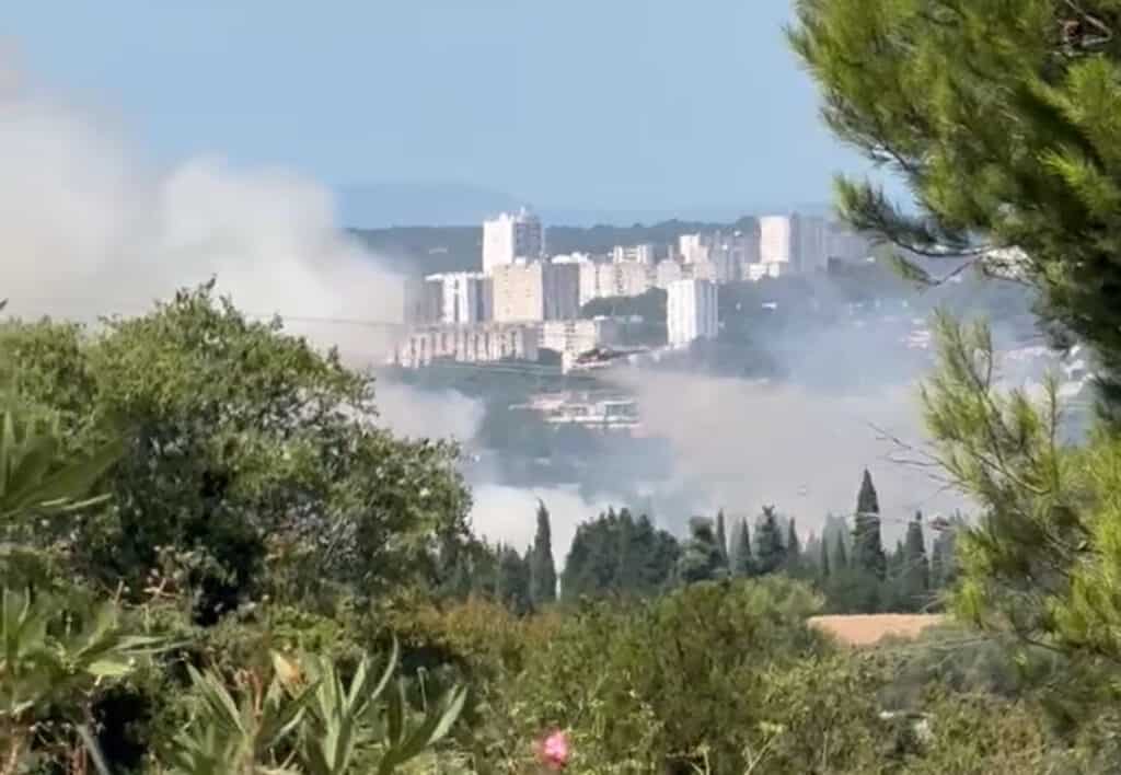 Gard : incendie en cours près de Nîmes à Bouillargues ce samedi