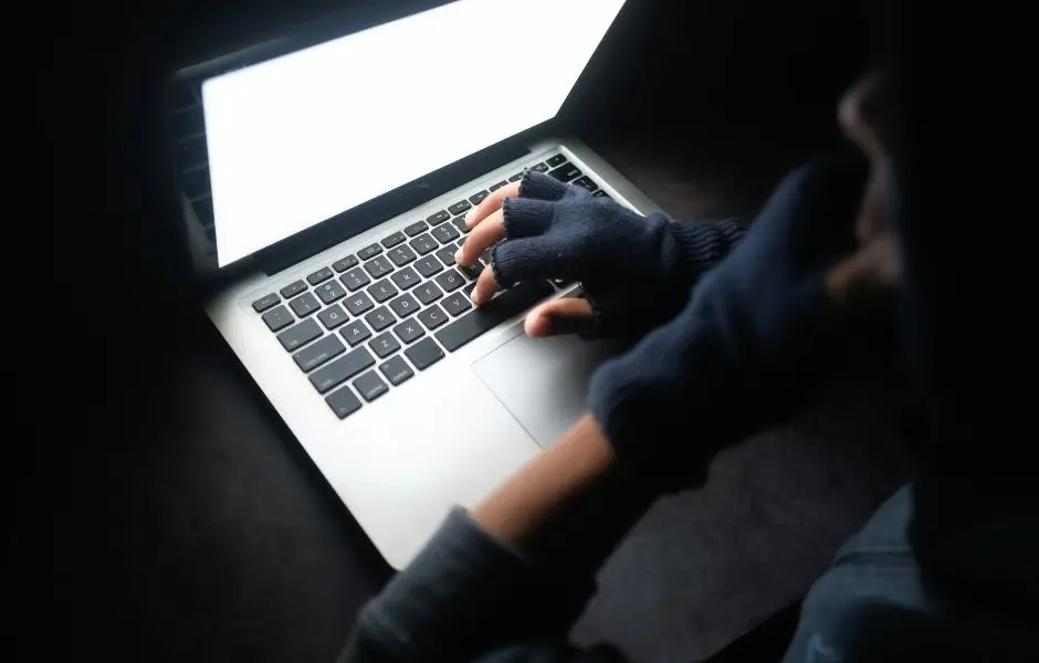 Albi : un suspect arrêté après des menaces contre le commissariat sur les réseaux sociaux