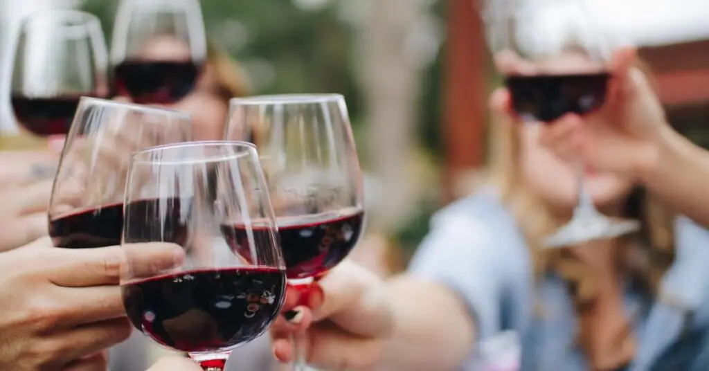 Hérault : l’Apéritif du Patrimoine à Marseillan, les vins nationaux à l’honneur