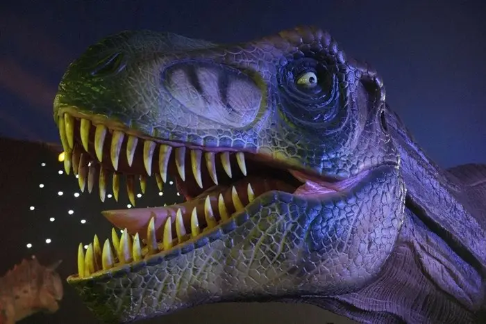 Gard : la plus grande exposition de dinosaures d’Europe débarque à Nîmes