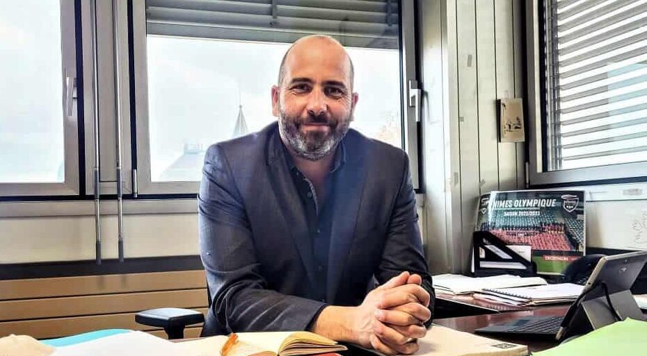 Nîmes : nouvelles lignes aériennes, “le président de l’Agglo pilote-t-il à vue ?”