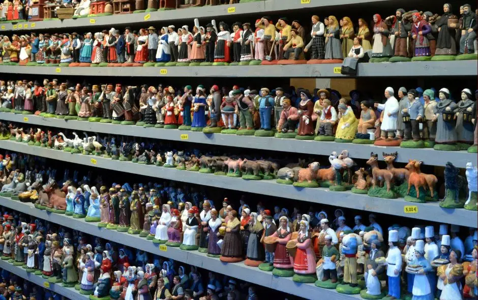 Hérault : des milliers de « Santons de Provence » en exposition à Lunel