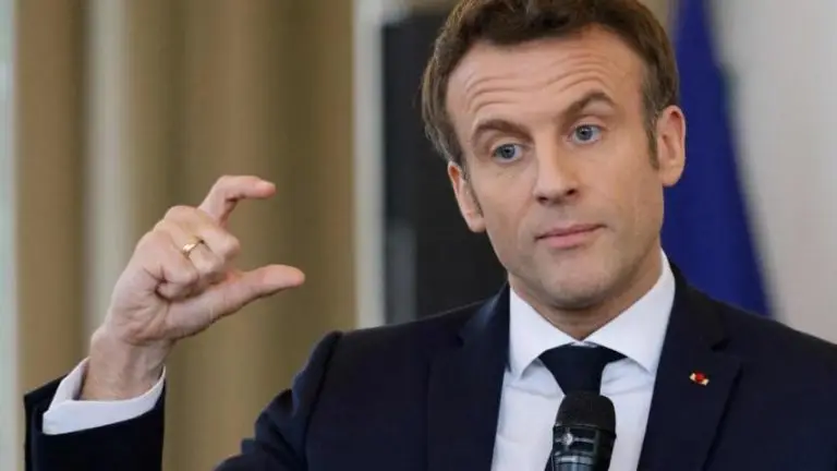« Les forces politiques qui ont joué la déstabilisation de Sébastien Lecornu sont les seules responsables de ce désordre », E.Macron