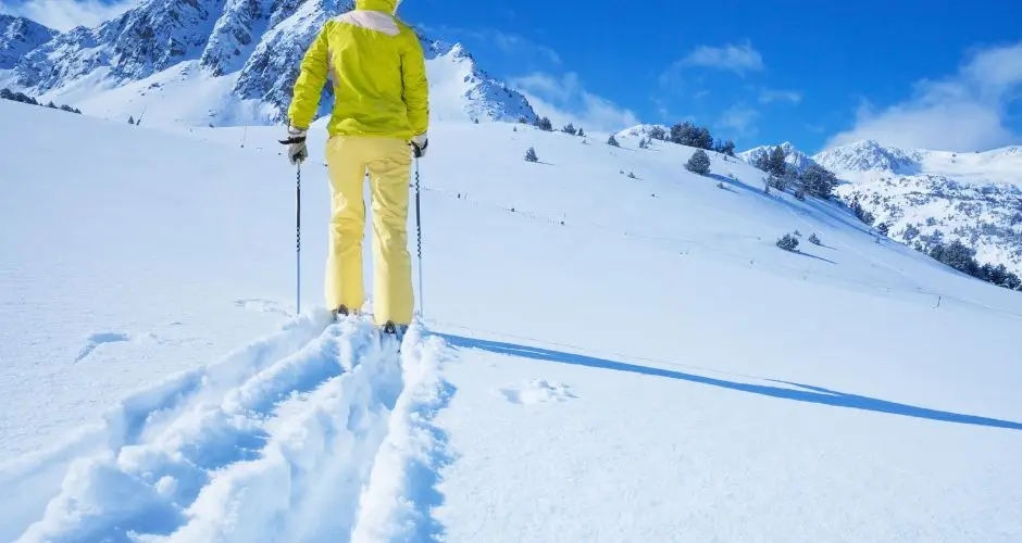 Pyrénées : des voyages en train et des forfaits de ski à prix réduits