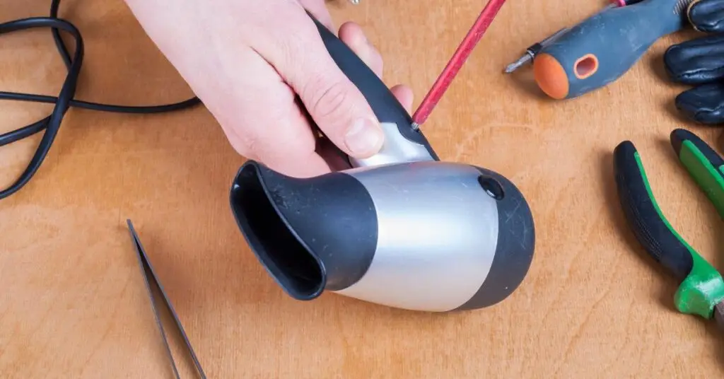 Hérault : le Repair Café de retour à Lunel