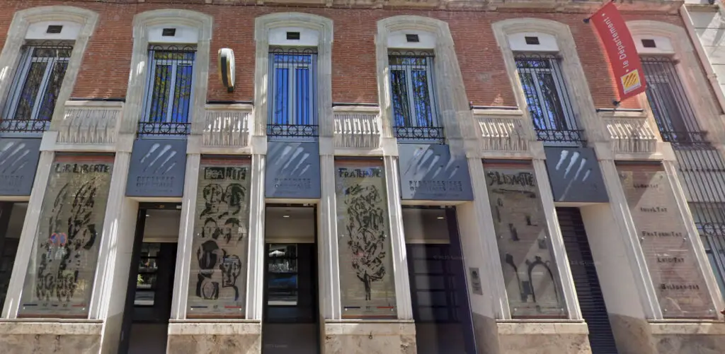 Pyrénées-Orientales : une exposition inédite 10 ans après l’attentat contre Charlie Hebdo