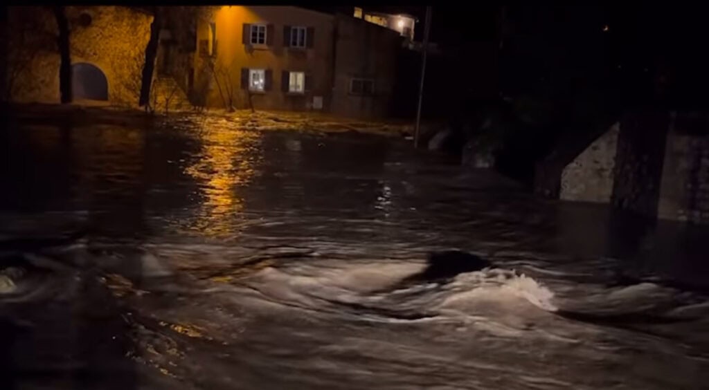 Météo : les images des inondations dans le Gard la nuit dernière