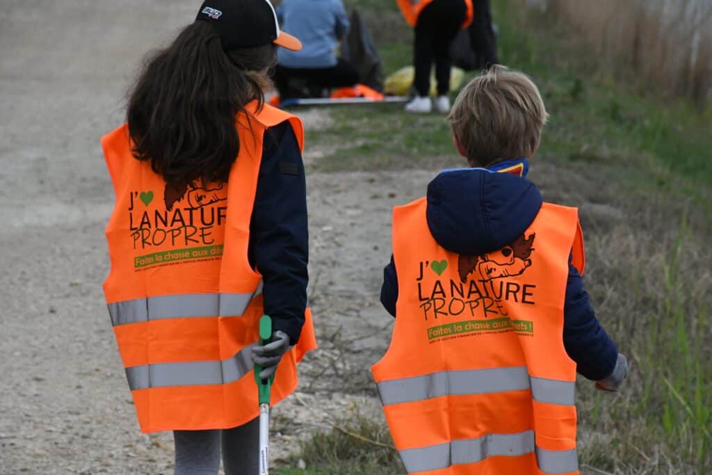 Gard : opération de ramassage des déchets à Saint-Laurent-d’Aigouze
