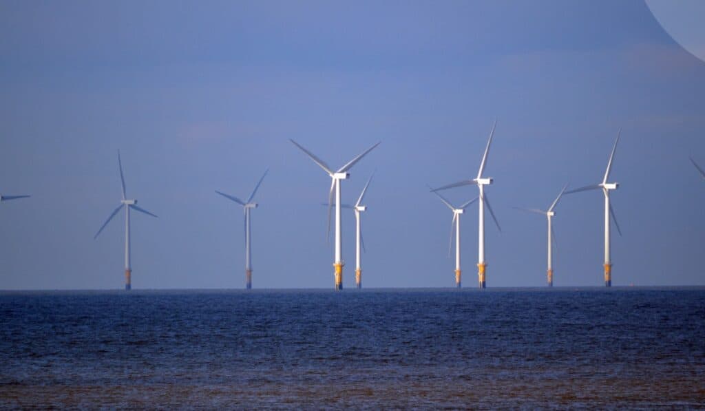 Occitanie : l’État présente ses projets de Parcs éoliens flottants  au large de l’Hérault et de l’Aude