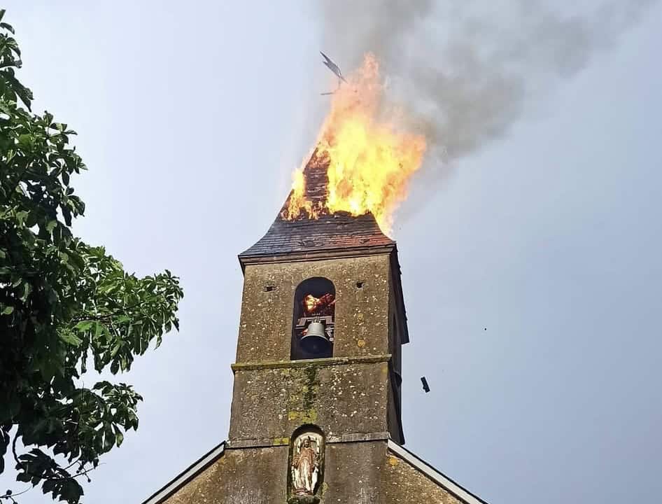 Météo : le foudre frappe l’église de cette commune en Occitanie