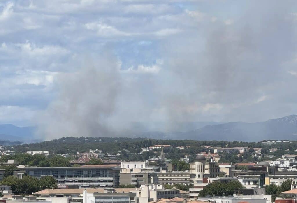 Hérault : incendie en cours au Nord de Montpellier ce lundi