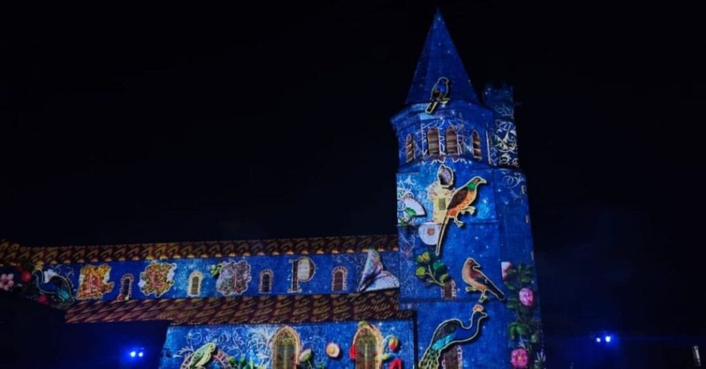 Béziers : le Son & Lumière Cathares illumine l’été 2025