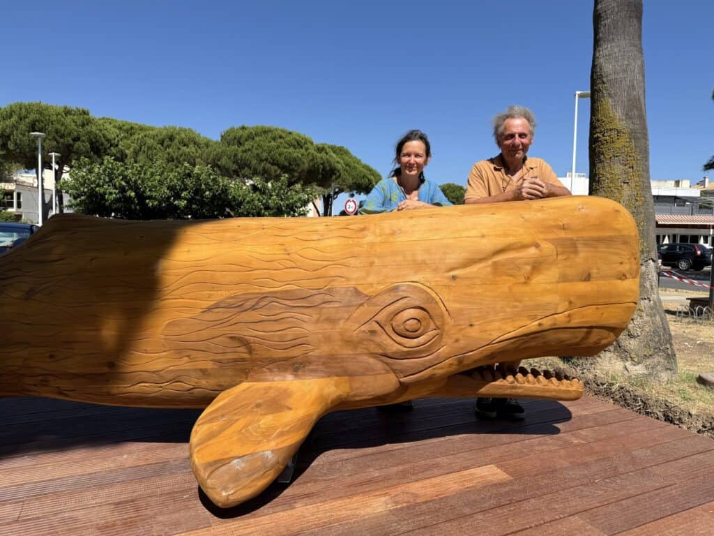 Grau-du-Roi : le Seaquarium accueille un bébé cachalot sculpté