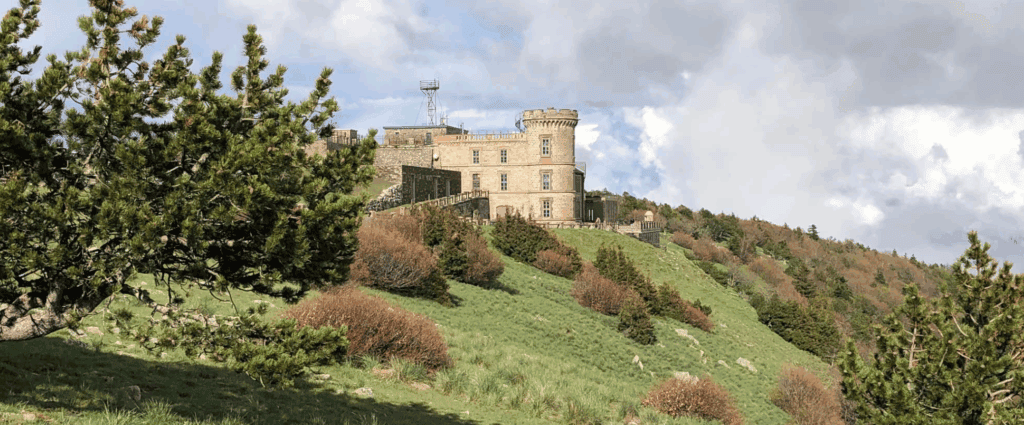 Gard : l’Estival de l’Aigoual revient à 1567 mètres d’altitude, entre culture, science et terroir