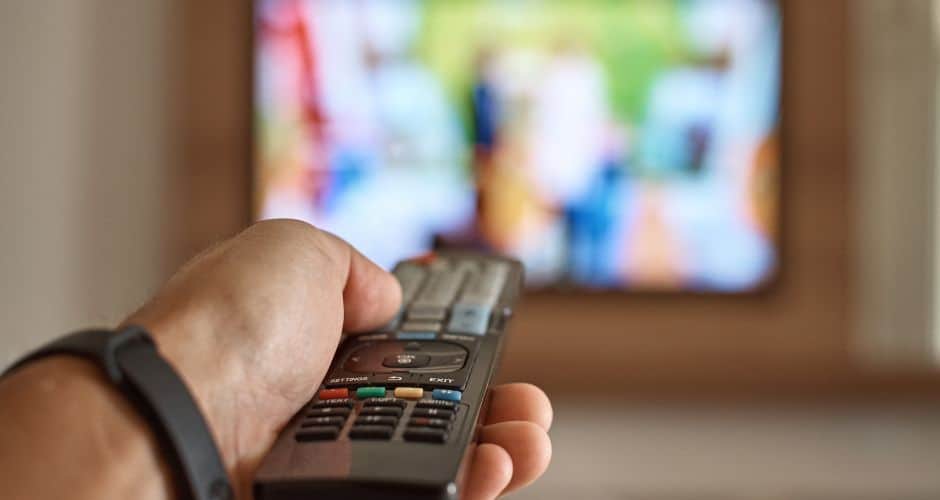 Télévision : Léa Salamé sera rémunérée environ 25 000 euros par mois sur le service public