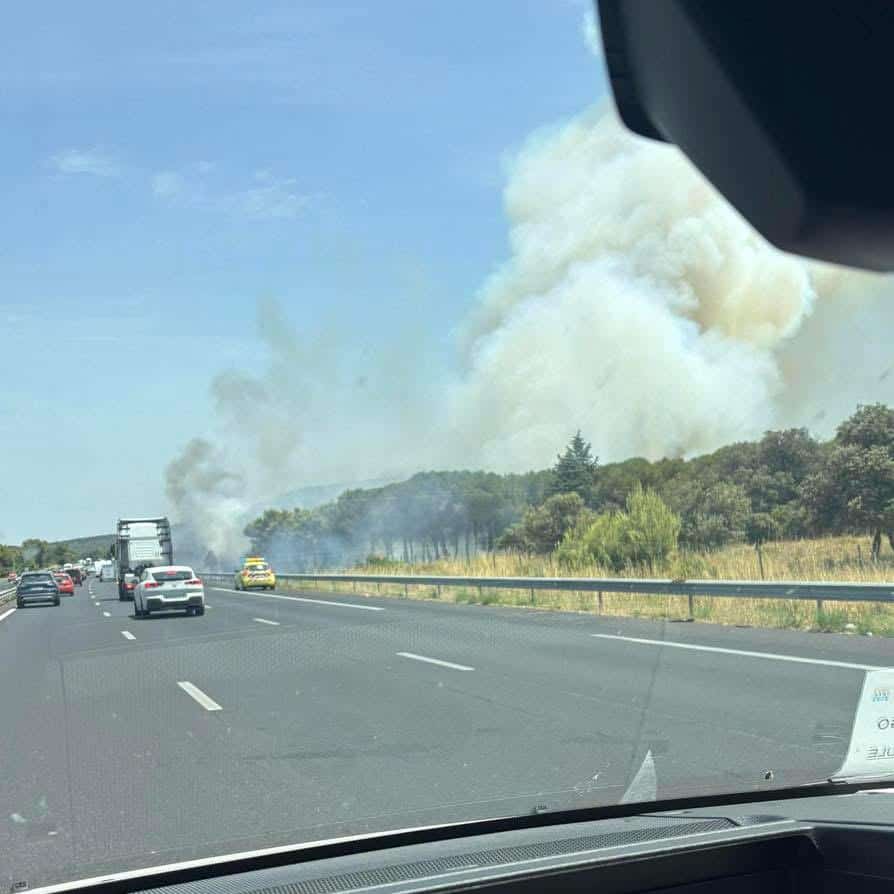 Autoroute A9 : feu de végétation entre Béziers et Montpellier