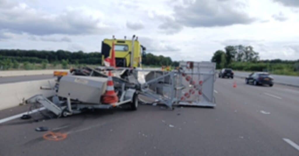 Vinci Autoroutes : 30e véhicule d’intervention percuté, deux blessés légers
